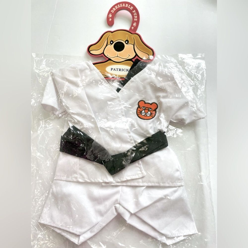 FAO Schwarz Dressable Pups Black Belt Karate Martial Arts Uniform